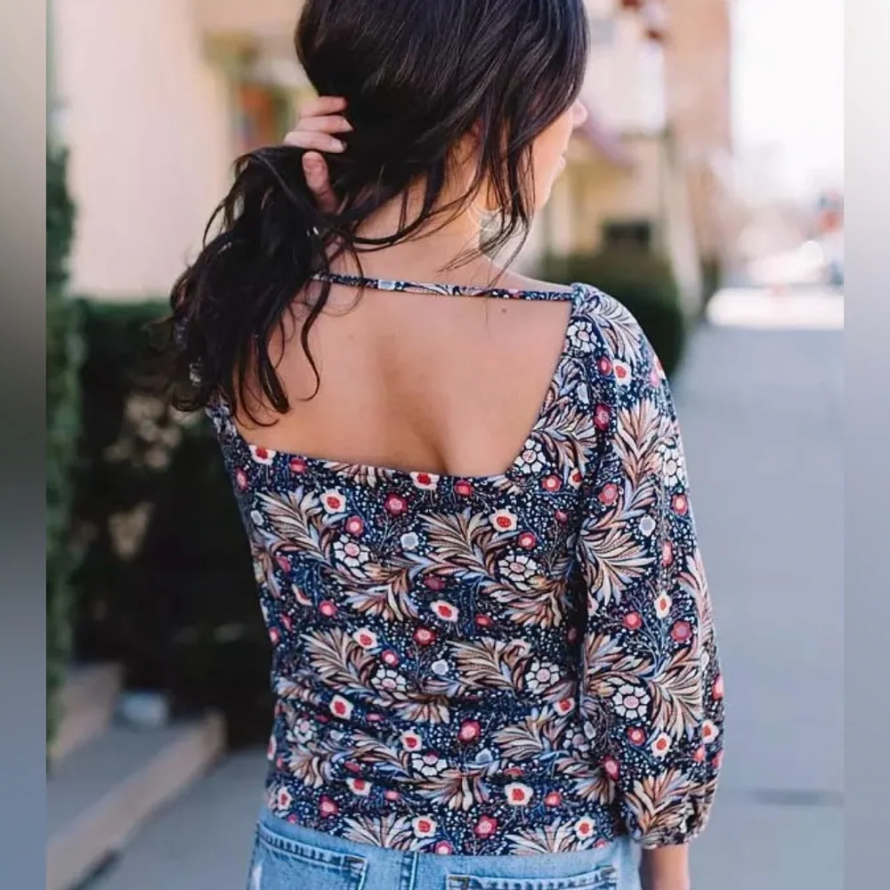 Willow Root Floral Square Neck Top - Picture 2 of 3